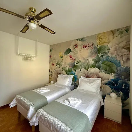 アパート Stunning Renovated Flat On With Parking *