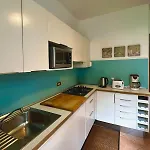 Beautiful On - Private Parking Διαμέρισμα