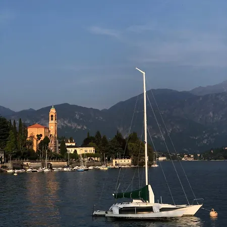 Stunning Renovated Flat On With Parking Меццегра