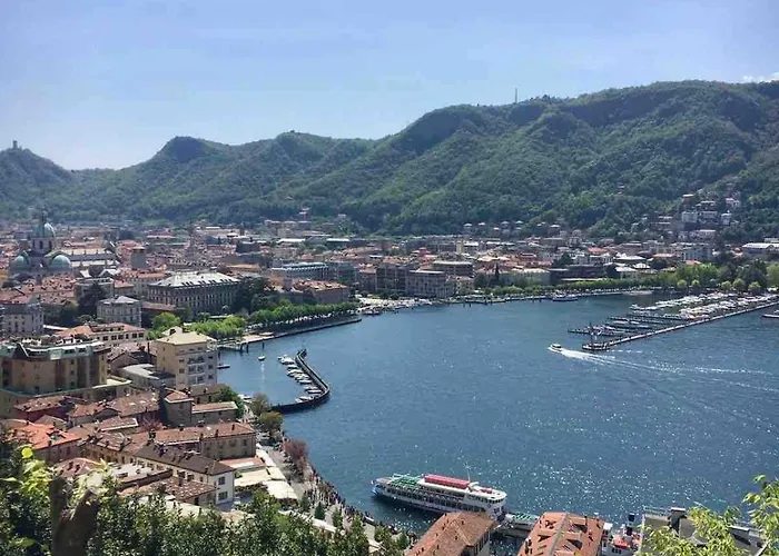 Beautiful On - Private Parking Mezzegra
