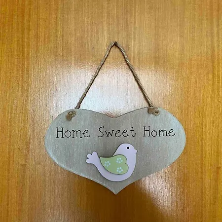 Stunning Renovated Flat On With Parking *