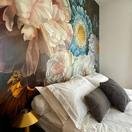 Stunning Renovated Flat On With Parking Apartman *